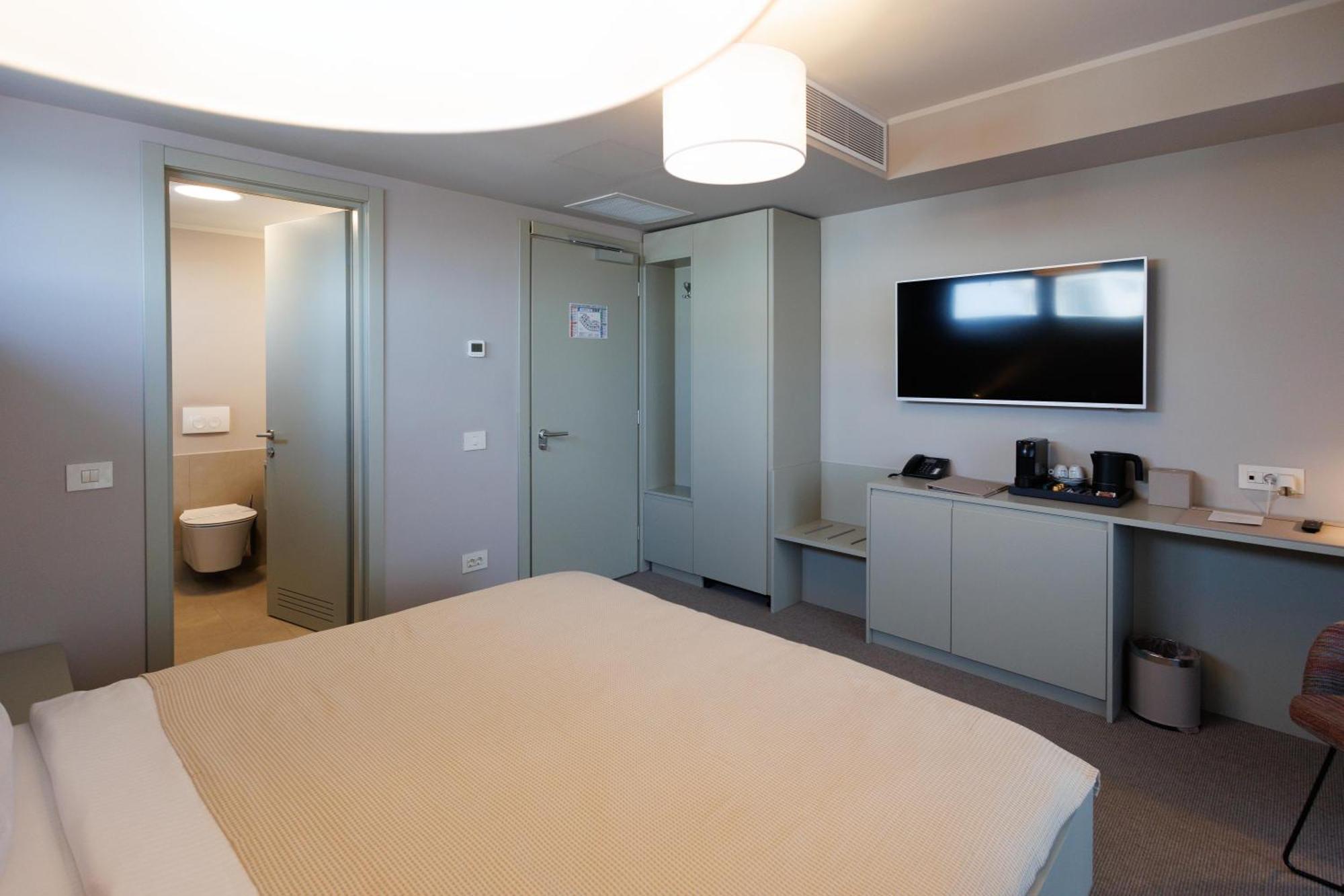 Millennium Hub & Hotel Констанца Екстер'єр фото